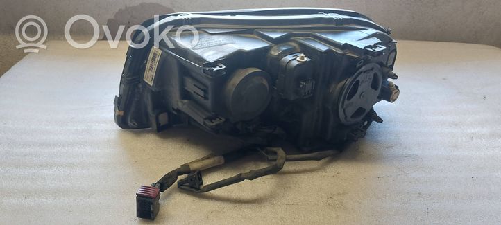 Volvo XC90 Lampa przednia 30784152