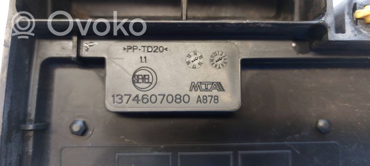 Fiat Ducato Skrzynka bezpieczników / Komplet 1376628080