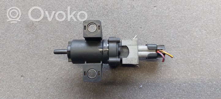 Opel Tigra A Turboahtimen magneettiventtiili 90456214t