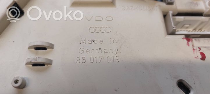 Audi V8 Spidometras (prietaisų skydelis) 441919033AR