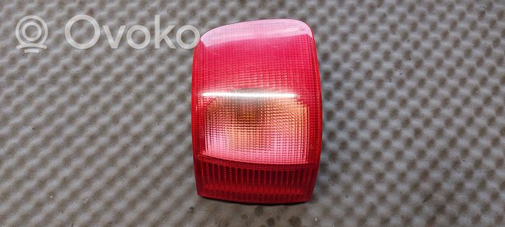 Audi A6 S6 C4 4A Lampa tylna 138008