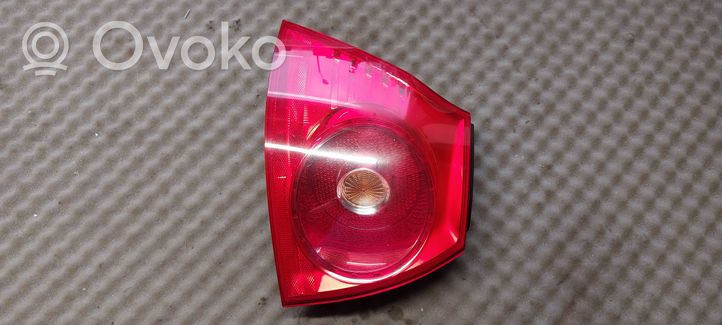 Volkswagen Golf V Lampa tylna 89031803