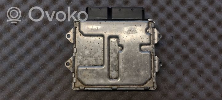 Fiat Fiorino Calculateur moteur ECU 55257726