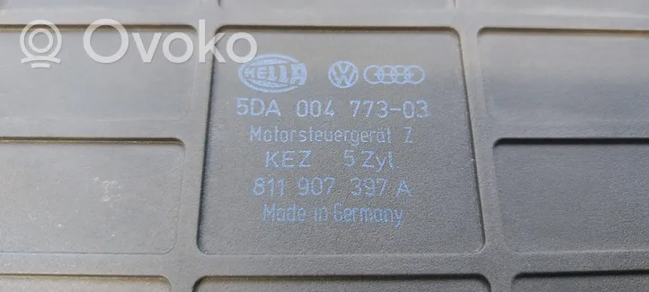 Audi 100 200 5000 C3 Calculateur moteur ECU 811907397A