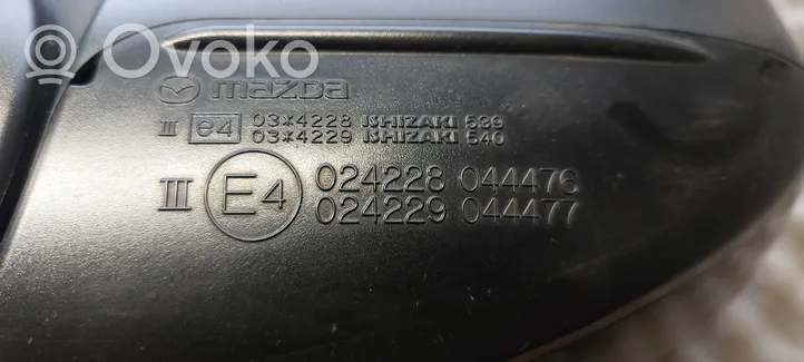 Mazda 3 III Etuoven sähköinen sivupeili E4024228