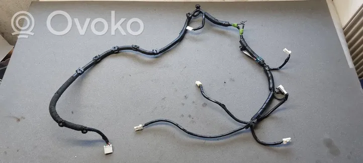 Mazda 3 III Faisceau de câbles hayon de coffre BHN367060A