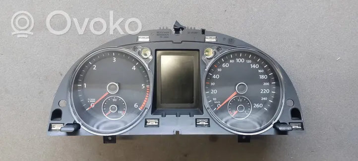 Volkswagen PASSAT B6 Speedometer (instrument cluster) 3C0920872G