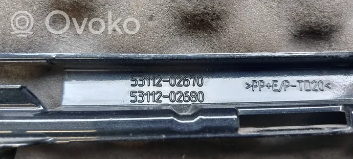 Toyota Auris E180 Grille inférieure de pare-chocs avant 5311202670