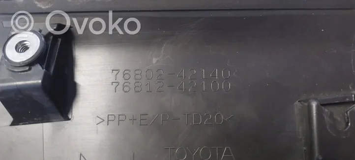 Toyota RAV 4 (XA50) Rivestimento portellone 7681242100