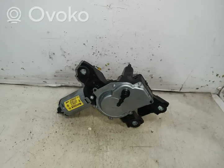 Volkswagen Tiguan Rear window wiper motor 5N0955711B