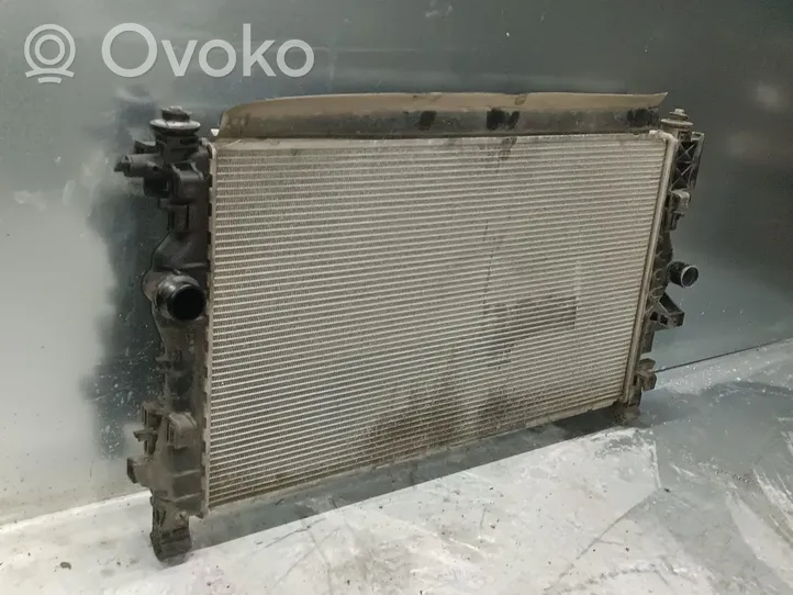 Opel Zafira C Coolant radiator 