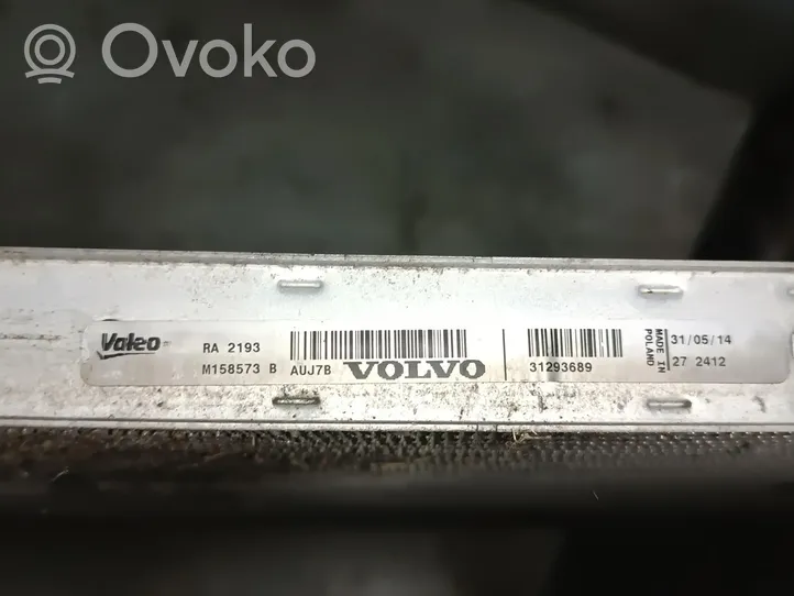 Volvo V40 Jäähdyttimen lauhdutin 31293689