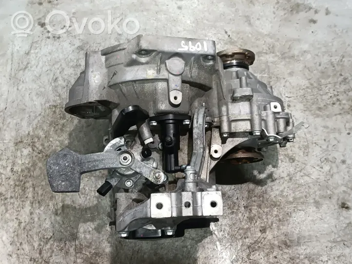 Volkswagen Jetta V Manual 5 speed gearbox LHW