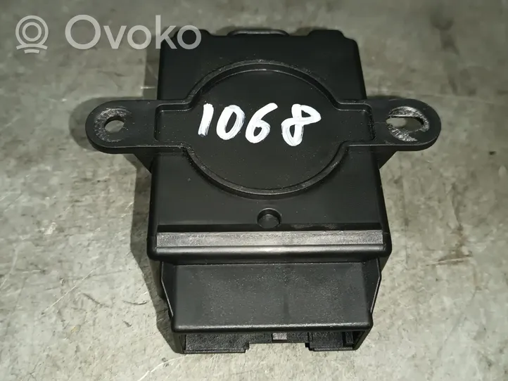 Ford Grand Tourneo Connect Dzinēja vadības bloks DT1113C148AD