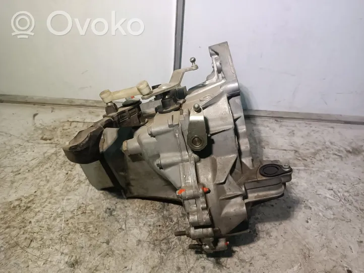 Peugeot 207 Mechaninė 5 pavarų dėžė 20CQ87