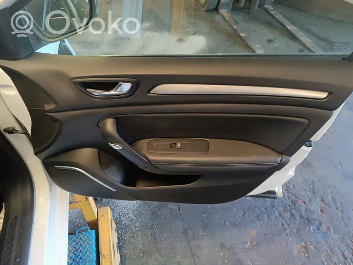 Renault Megane II Rivestimento del pannello della portiera anteriore 