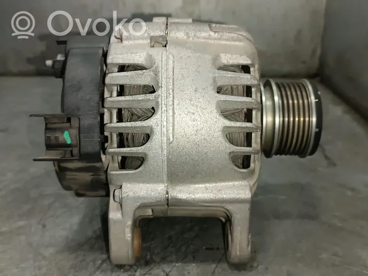 Renault Captur Alternator 2627732A