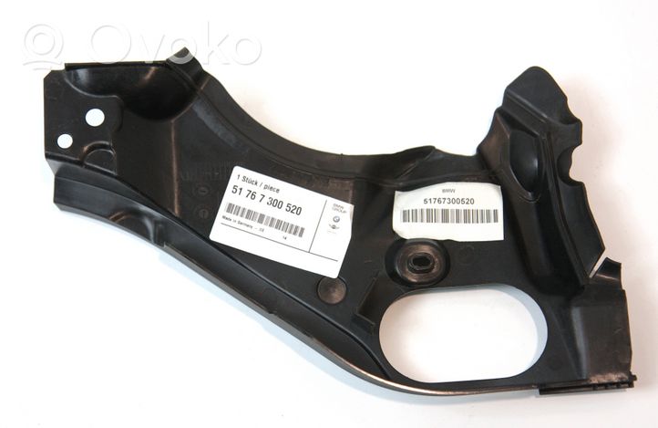 BMW 2 F45 Dzinēja spilvens 018289