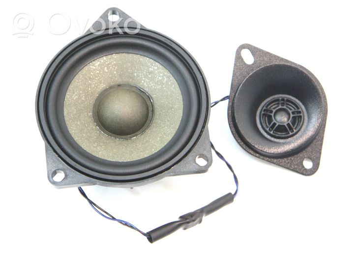 BMW 3 G20 G21 Enceinte haute fréquence de porte avant 017151