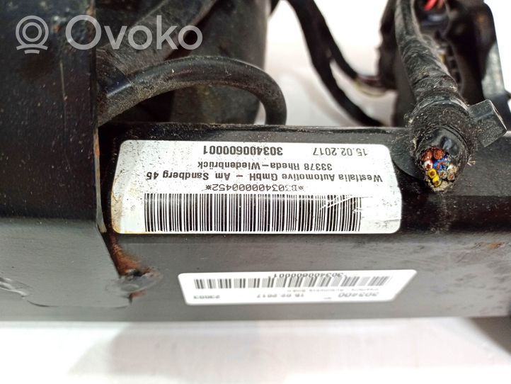 BMW X4 G02 Hinaussilmukan suojakansi 020661