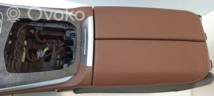 BMW X5 G05 Console centrale 023697