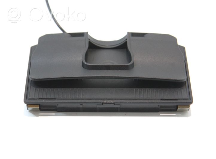 BMW 7 G11 G12 Module de charge sans fil 018082