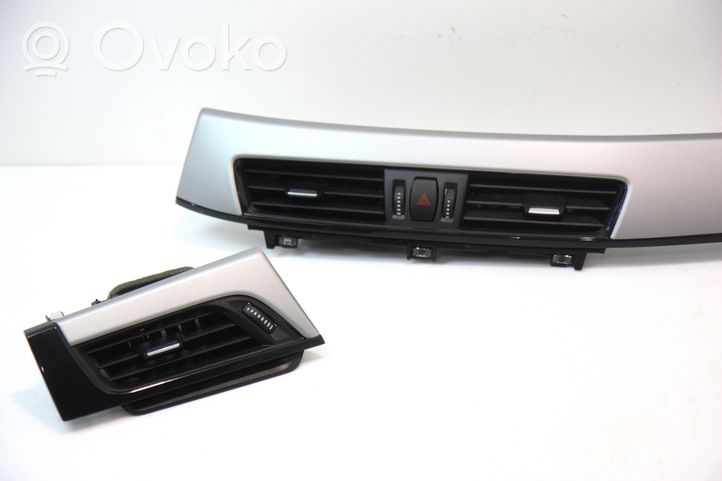 BMW X1 F48 F49 Hansikaslokeron koristelista 016992