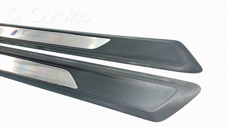 BMW 2 F22 F23 Garniture de marche-pieds avant 022110