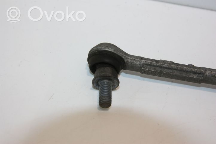 BMW 1 E81 E87 Priekinė stabilizatoriaus traukė 006746