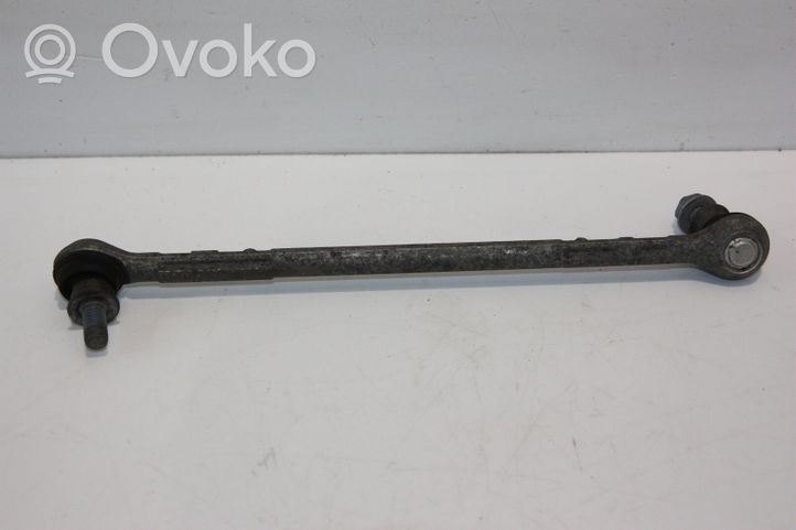 BMW 1 E81 E87 Priekinė stabilizatoriaus traukė 006746