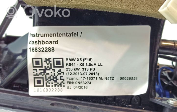 BMW X5 F15 Hansikaslokeron koristelista 023961