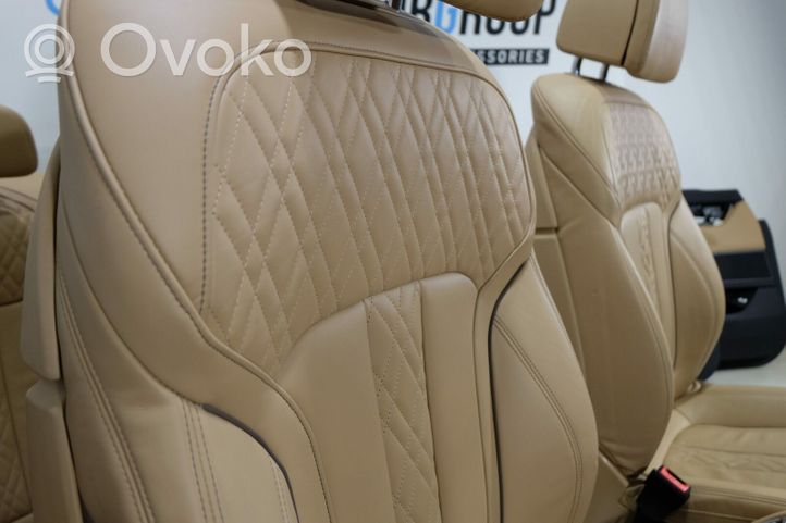 BMW 7 G11 G12 Fotele / Kanapa / Komplet 000405