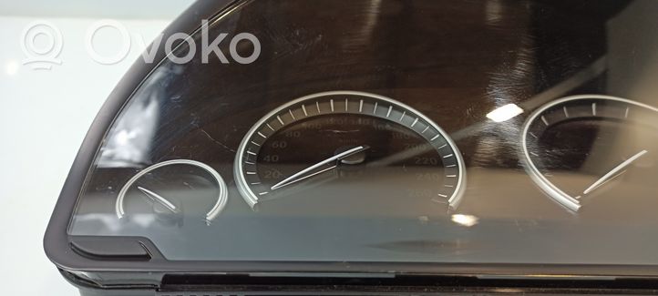 BMW X5 F15 Tachometer 024156