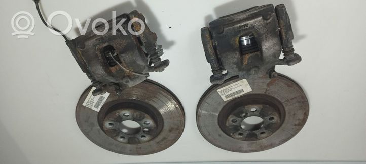 BMW 2 F45 Set dischi freno e pinze 019818