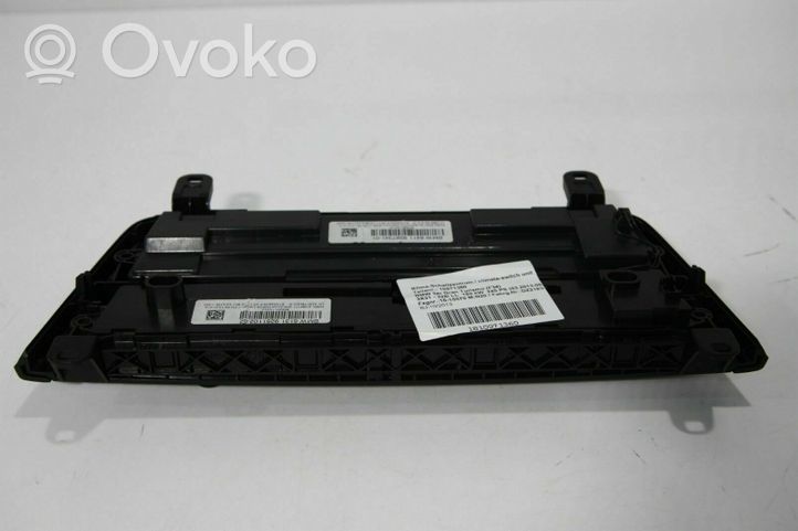 BMW 3 F30 F35 F31 Oro kondicionieriaus/ klimato/ pečiuko valdymo blokas (salone) K002654