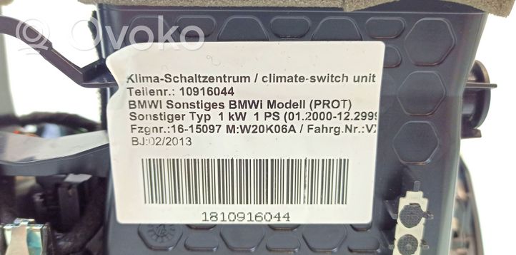 BMW i3 Przyciski / Przełącznik regulacji głośności 004007