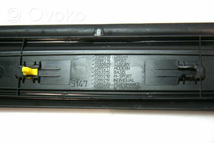 BMW 1 F20 F21 Etuoven kynnyksen suojalista 015710