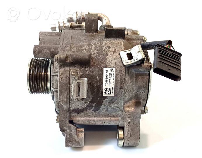 BMW i8 Alternator 021975