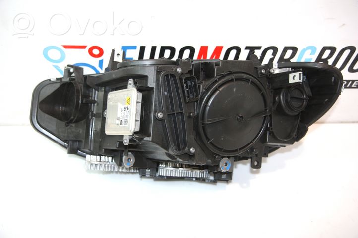 BMW 4 F32 F33 Lampa przednia 013943