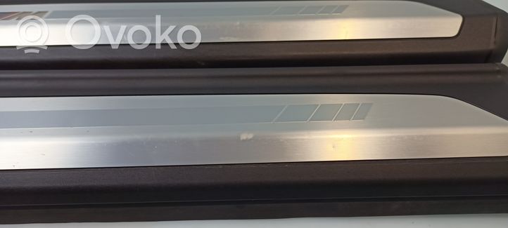 BMW 8 G15 Front sill trim cover 024148