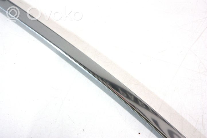 BMW 7 G11 G12 Rivestimento modanatura del vetro della portiera anteriore 008634