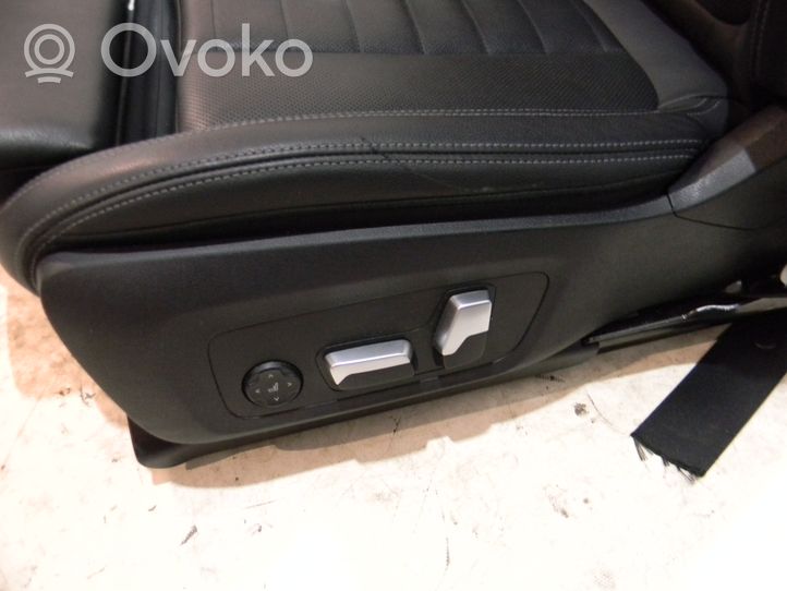 BMW X3 G01 Sēdekļu komplekts C01329