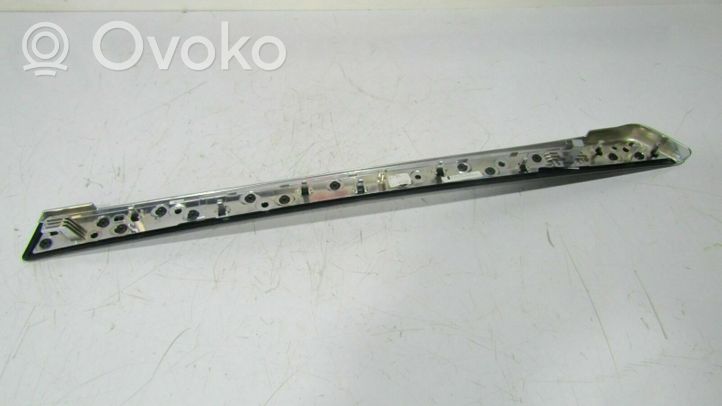 BMW 5 F10 F11 Moulure/baguette de porte avant 015742