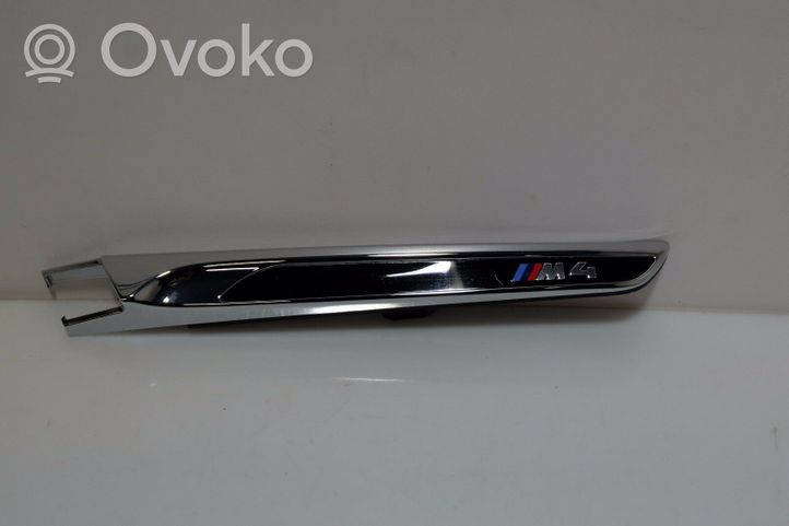 BMW M4 F82 F83 Listwa / Nakładka na błotnik przedni 001779