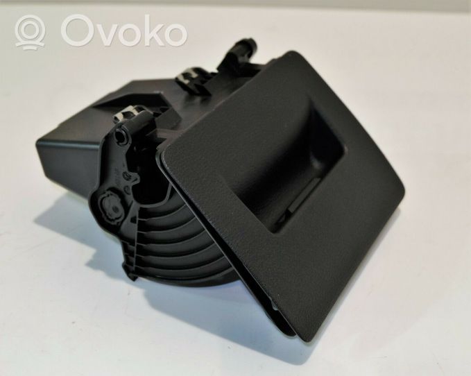 BMW X1 F48 F49 Glove box K003127