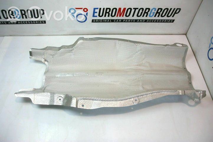 BMW 5 GT F07 Bouclier thermique d'échappement 019037