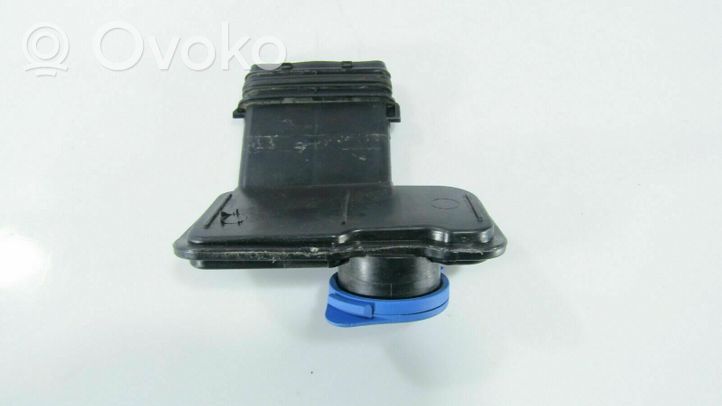 BMW 5 G30 G31 Tuyau de remplissage réservoir de lave-glace R00935