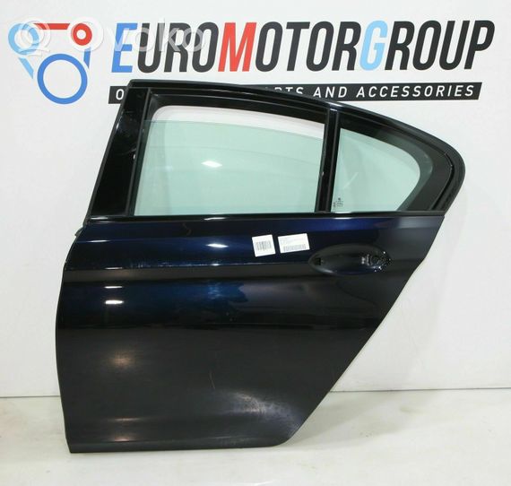 BMW 5 G30 G31 Aizmugurējās durvis K002126