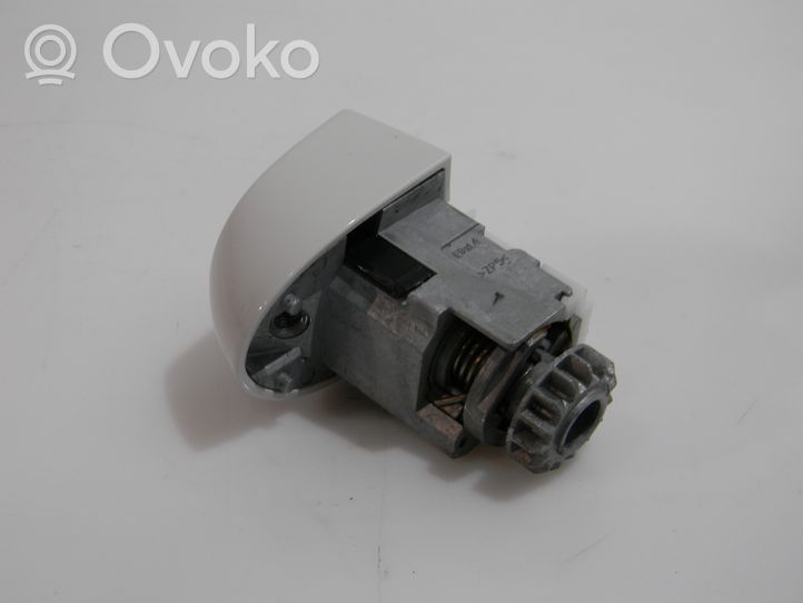 BMW 3 F30 F35 F31 Крышка передний дверной ручки C01275