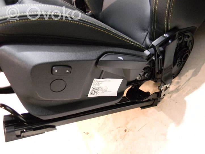 BMW X2 F39 Seat set C01299